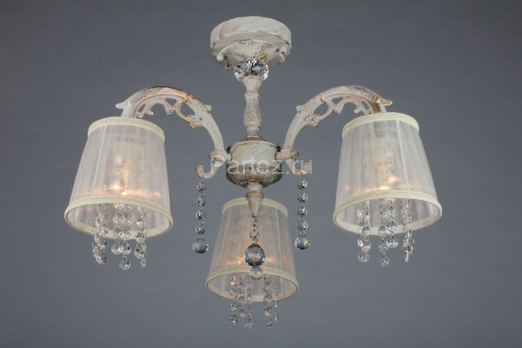 Потолочная люстра Omnilux OML-30007-03