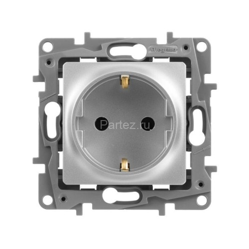 Розетка 1-м СП Etika 16А IP31 250В 2P+E с заземл. защ. шторки немецк. стандарт винт. клеммы механизм