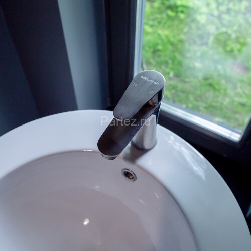 Раковина напольная MELANA MLN-B133