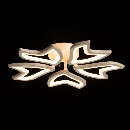 Потолочная люстра DeMarkt 424018905