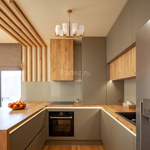 Потолочная люстра Maytoni MOD089PL-10BS