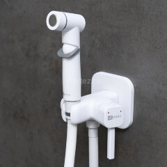 Смеситель Lemark Solo LM7165MW с гигиеническим душем, встраиваемый