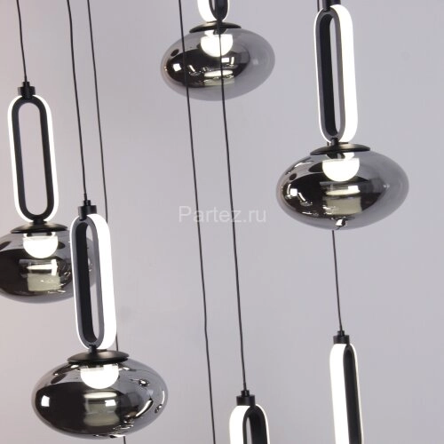 Потолочная люстра Favourite 4284-8P