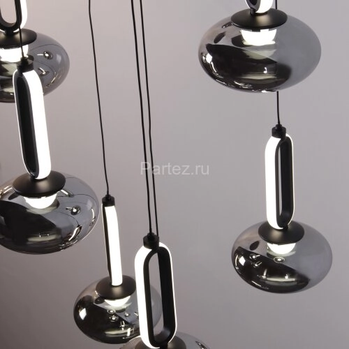 Потолочная люстра Favourite 4284-8P